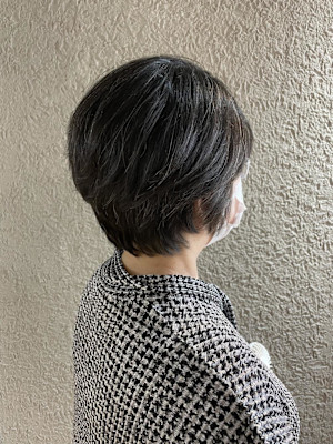 丸みのあるショートレイヤー