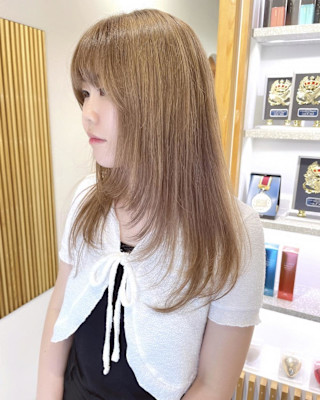 【rizu】#ブリーチ1回 #ベージュ #顔周りレイヤー