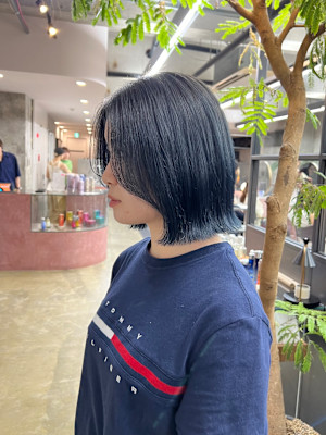 ブルーブラック×ボブ