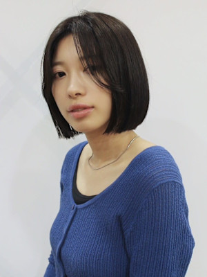 ぱつっとボブ フェイスレイヤー 地毛風カラー ミニボブ