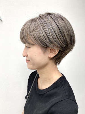 黒髪/グレーベージュ/レイヤーロング/前髪パーマ