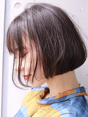 大人フラットボブ