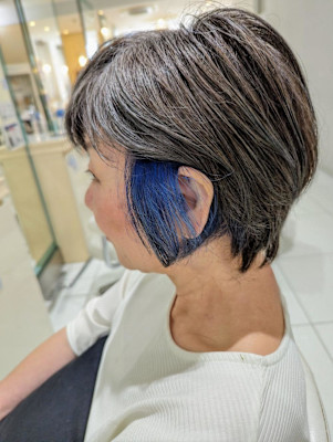 《脱白髪染め》ショート×ブルーイヤリングカラー【我孫子】