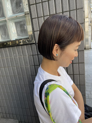 コンパクトボブ　オリーブベージュ