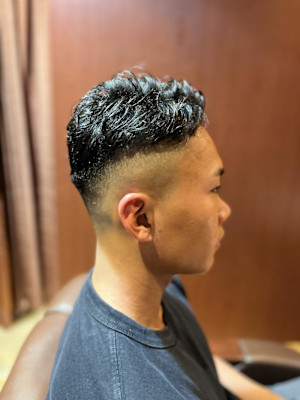 銀座　理容室　フェードカット