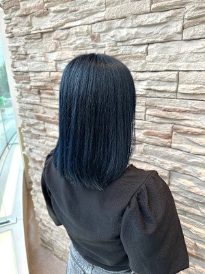 暗髪ブルーブラック！