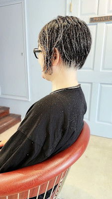 刈上げとアシンメトリー