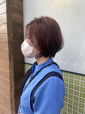 ショートボブ×ピンクブラウン