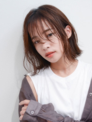 切りっぱなし大人っぽスタイル