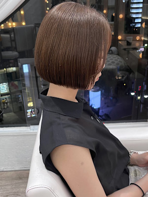 大人可愛いまとまるミニボブ