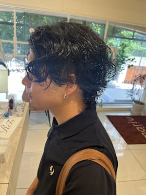 【メンズ】クセをいかすパーマ風ウルフ