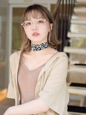 外ハネショート