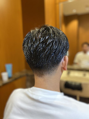 サイドが収まる ツーブロック 理容室