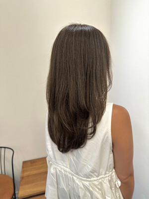 池袋 イルミナカラー 透明感 ハイライト オリーブベージュ♪