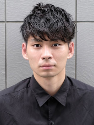大人ツーブロックマッシュ