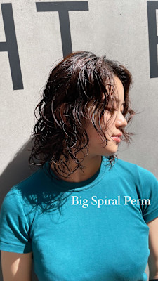 夏オススメの大きめスパイラルパーマ