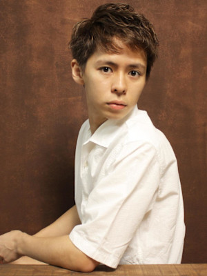 大人のナチュラルショート