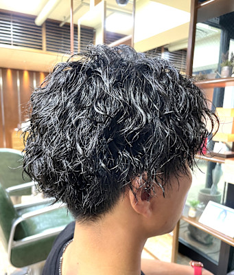 ツイストスパイラルパーマ　サーフスタイル