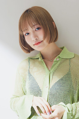 切りっぱなし/ベージュカラー