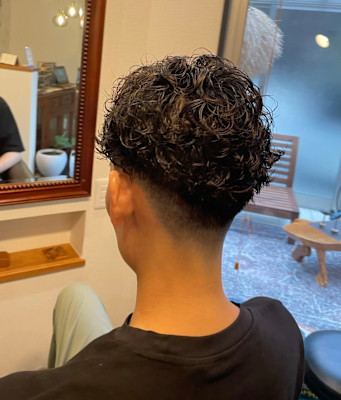 お手入れ楽ちん♪オシャレメンズパーマ