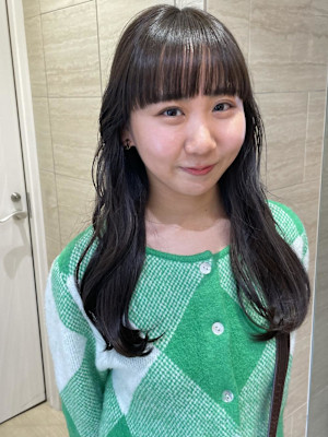 ベージュカラー×顔周りレイヤー/Kurumi