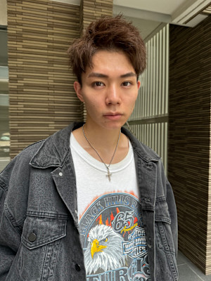 ビジネスパーマメンズアッシュカラーツーブロックメンズ流行