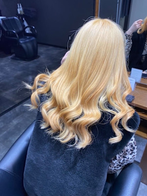 ホワイトブロンド