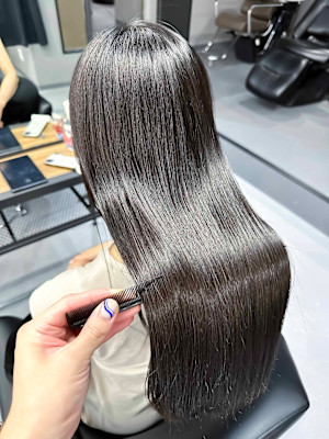 髪質改善　　　高濃度水素トリートメント縮毛矯正