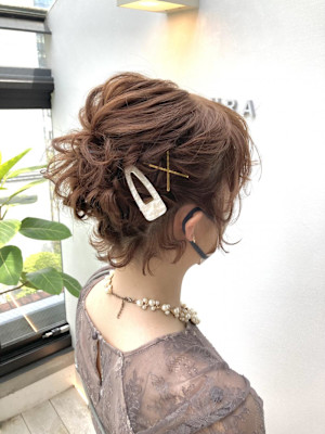 黒髪/グレーベージュ/レイヤーロング/前髪パーマ