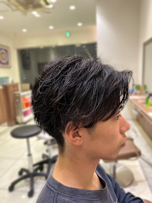 無造作アップバングマッシュ