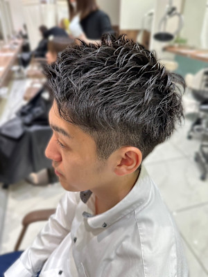 アップバングショート