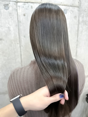グレージュカラー　美髪　髪質改善トリートメント