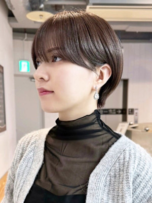 グレージュカラーフレンチカジュアル_ba488841