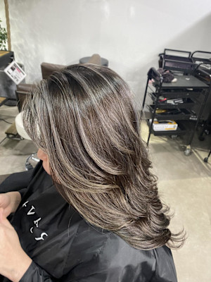 ハイトーンカラー グレーベージュ グレージュカラー