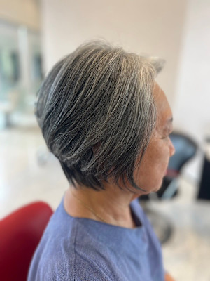 ミセススタイル☆グレイヘアショート