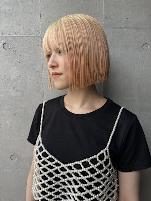 切りっぱなしボブ　ヘイリーボブ　タッセルボブ