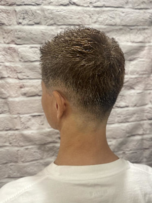 メンズ/スパイキーショート/束感/フェード