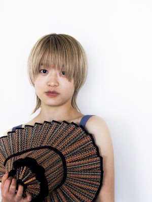 ブロンドマッシュウルフ　【FIRST】鈴木宏子