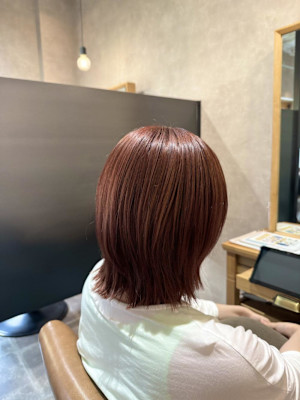 コーラルピンク