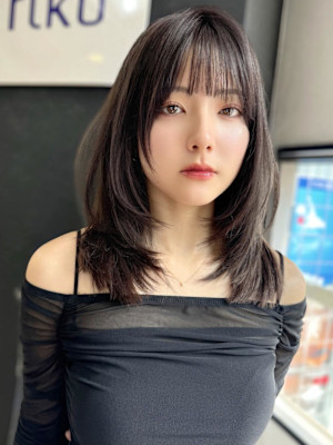 レイヤーカット/ウルフカット/韓国/地毛風グレージュ