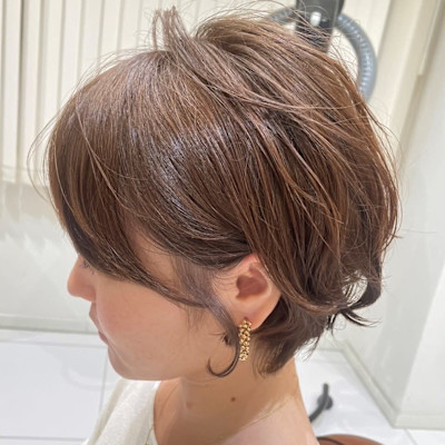 ベージュ/イルミナカラー/パーマ/ふわふわパーマ