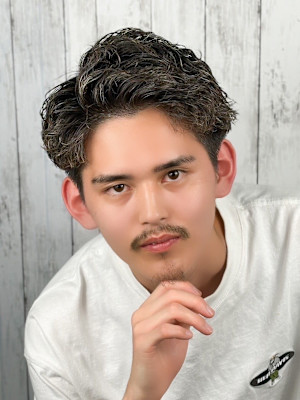 ヒロ銀座/理容室/床屋/メンズカット/パーマ/メンズ特化