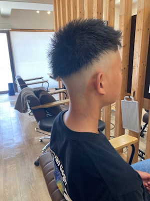 お客様髪質改善データ1345（スパイキーショート）