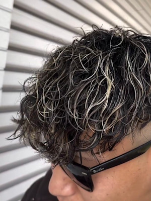 【話題沸騰中！】ハイライトスペインカール