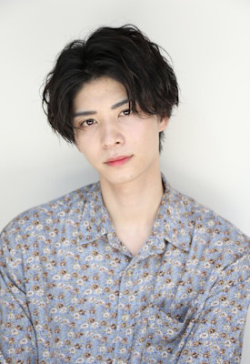 カット/ヘッドスパ/メンズ/眉毛/パーマ/マンツーマン