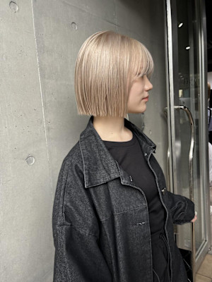 切りっぱなしボブ　ヘイリーボブ　タッセルボブ