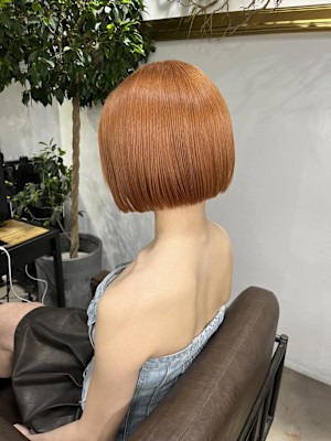 切りっぱなしボブ　ヘイリーボブ　タッセルボブ