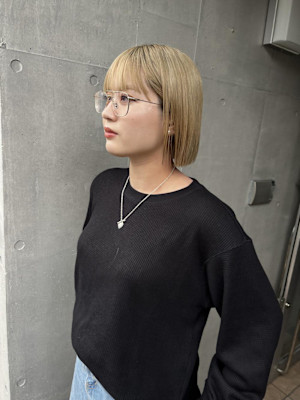 切りっぱなしボブ　ヘイリーボブ　タッセルボブ