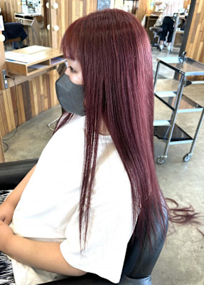 チェリーレッドロングヘア