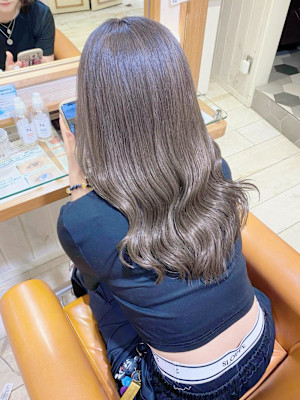 【Neolivekuta】グレージュカラー【町田】